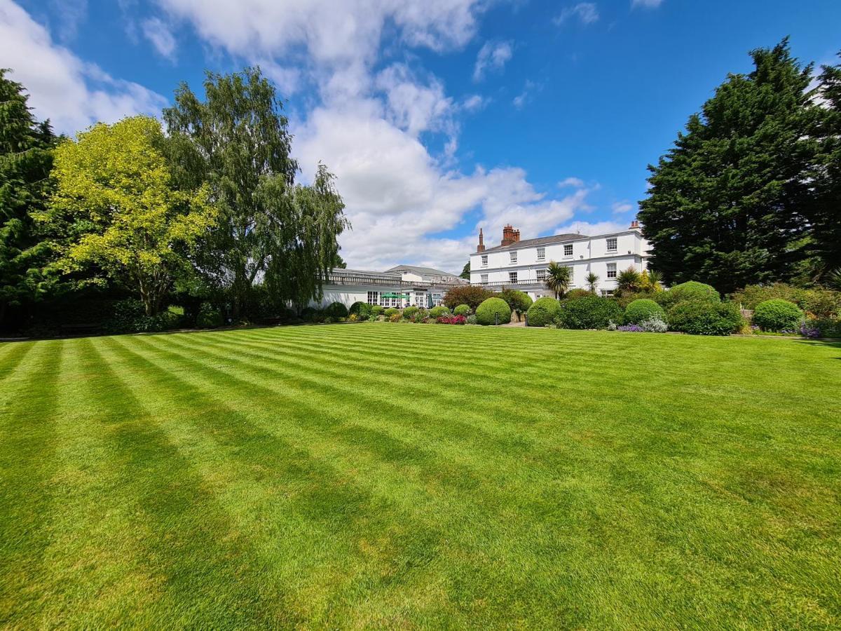 Rowton Hall Hotel And Spa Chester Luaran gambar
